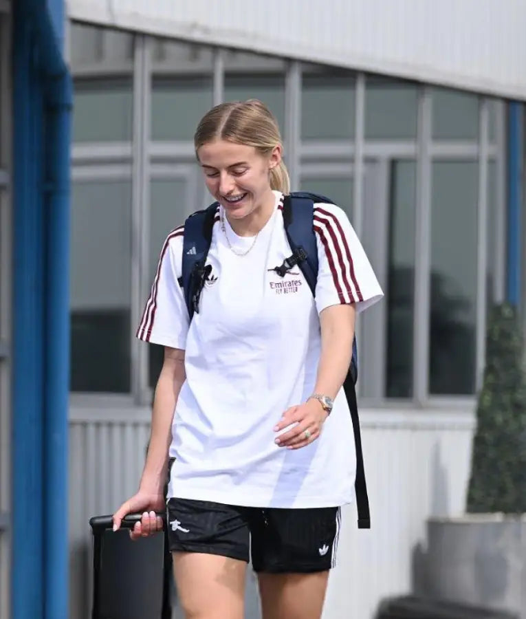 Chloe Kelly Arsenal Women Pre-Season Training Camp 2025 White T-shirt USA Jackets